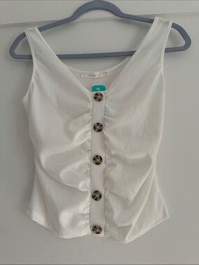 Lush White Ribbed V-Neck Button Camisole with Tortoise Buttons